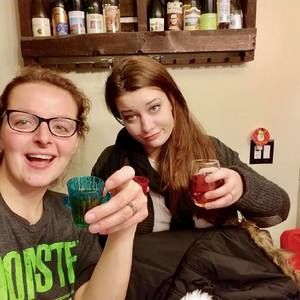 Meet your Posher, Leah